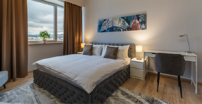 Second bedroom in the Family Apartment at Holiday Inn Žilina.