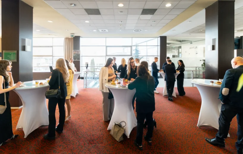 Reception in the conference foyer.